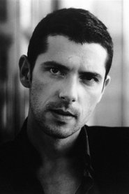 Melvil Poupaud portrait